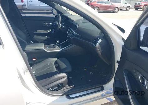 2020 BMW 330I xDrive из США, поврежденный, VIN 3MW5R7J03L8B34284